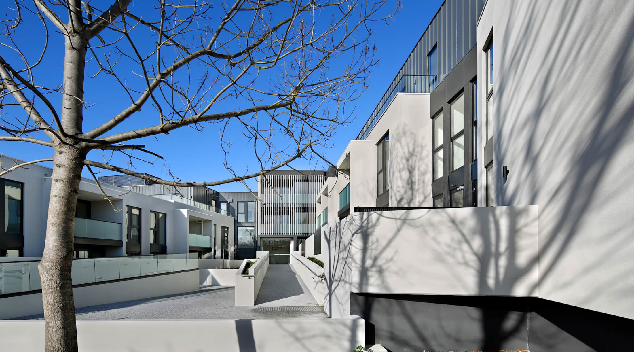 Residence East, Courtyard Entrance